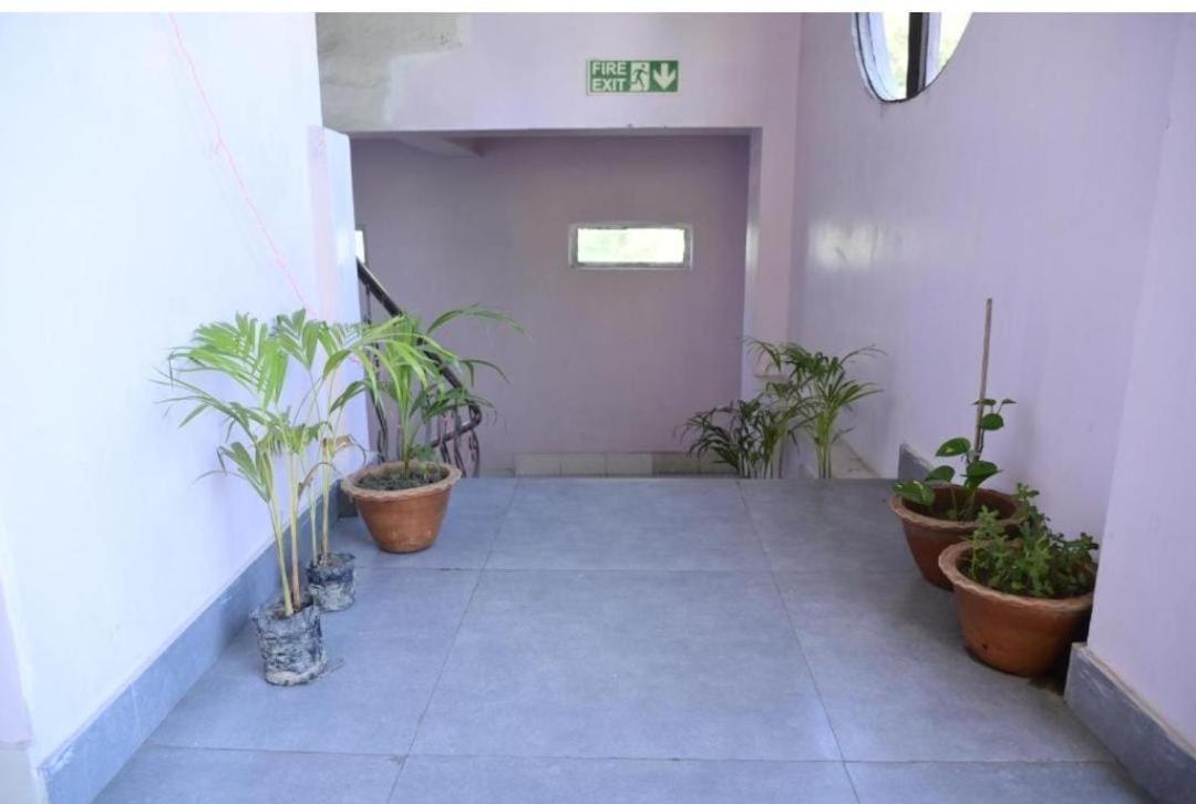 Quarto Inn Guwahati Zewnętrze zdjęcie